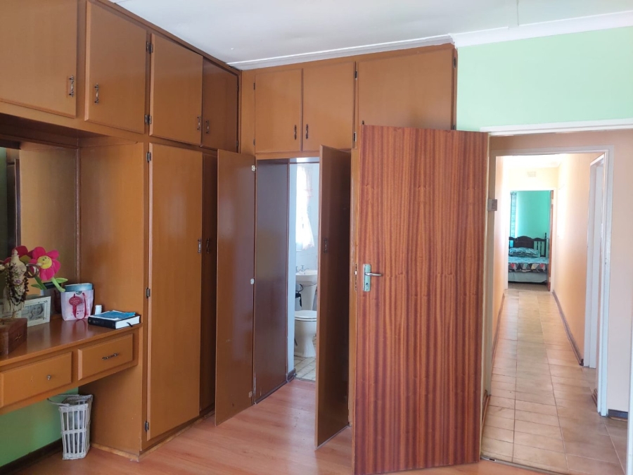 3 Bedroom Property for Sale in Roodepan Northern Cape